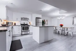 Modern Lūx Apartment In Quiet Neighborhood - Image 3