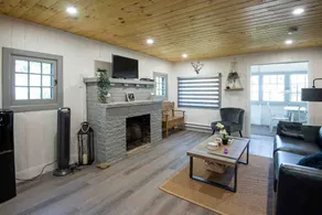 Aries Kabin- 2 Bedroom Fenelon Falls cottage - Image 5