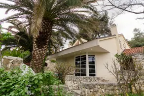 Holiday house MIA - Image 3