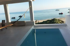 Luxury Beach House Oceanfront - Image 2