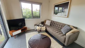 Light filled townhouse in the heart of Preston - Image 3
