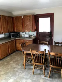 Rock's Rental House - Image 3