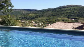 Couiza, près de Carcassonne, maison haut de gamme et luxueuse pour 8 personnes avec piscine. - Image 2