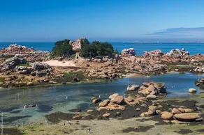 Fredeligt hus mellem hav og skov nær Perros-Guirec - Image 2