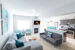 *5 Star Crystal Beach Lake Erie, Niagara Region, 3BR 10 min walk to beach, shops - Image 2