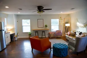 Charming Hill Country Cottage on 5 acres, near ATX - Image 5