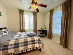 Suite-like Private Room & Bathroom - Image 5