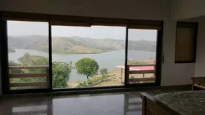 Infinity Pool+Organic Farm House with a lake view - Image 2