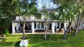 Lake Home: Relax and Unwind in Mission Hidden Gem - Image 3