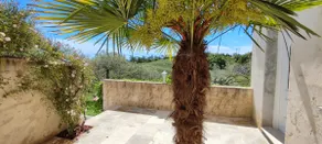 2 bedroom house with pool close to the sea - Image 3