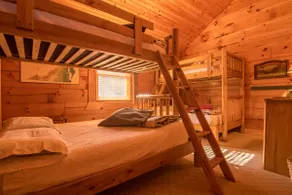 Rated Best Log Home by Washingtonian Magazine - Image 5