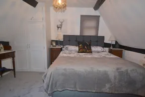 Large stylish , central 17th century home, 3 bdrms - Image 3