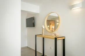 FAMILY SUITE WITH GARDEN VIEW - Image 5