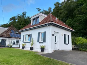 The Wee Cottage by the Ferry - Image 2