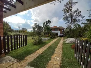 The Mesa de los Santos Cabin - Image 3