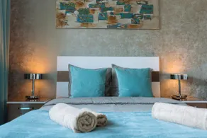 Luxurious Modern Flat 9 - Next to Metro Station - Image 2