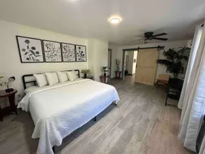 Spacious • Modern ~ DT Brunswick - Image 5