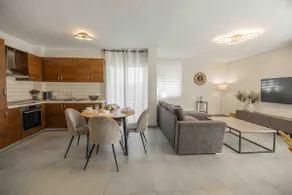 Ibiscus Deluxe Apartment - Image 2
