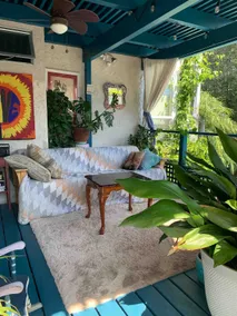 Clean Oasis/Private Pool/COUPLE OR SINGLE FAM ONLY - Image 3