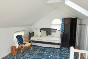 Bellport Inn, Charming Cottage in the Village! - Image 5
