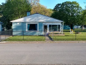 ✨Vintage Lustron Home✨ - Image 2