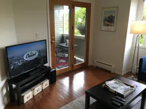 *Modern Pearl St Condo w/ Garage - Monthly Rental* - Image 4