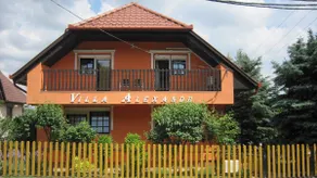 Large 4 bedroom apartment near thermal Lake Heviz. - Image 2