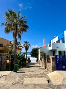 Plaza Del Mar: Private Studio (Sandy Beach Access) - Image 3