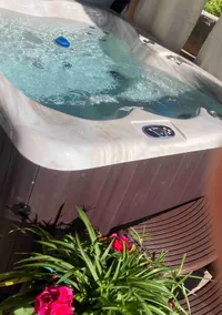 Marks Cozy cottage 2 BR Hot tub great for a couple - Image 3