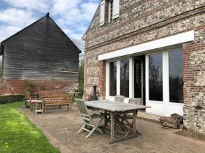 Spacious and warm ”Le Talus” house. - Image 2