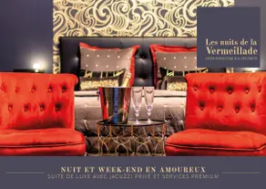 ♥♥ Romantic & Glamorous with Private Jacuzzi ♥♥ - Image 2