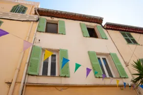 16. A bright gem on the top floor in the Old Town, with a sunny terrace - Image 3