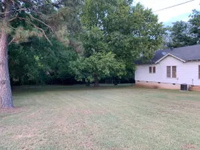 Booneville Bungalow - Image 2