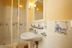 Flat in Mecklenburg Mansion - Whg 5 - Image 3