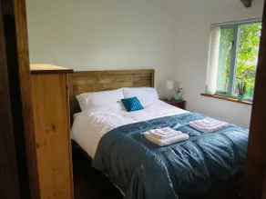 The Beech Hut - Peaceful countryside retreat - Image 4