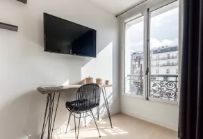 Stylish apartment near the Champs Élysées 303 - Image 3