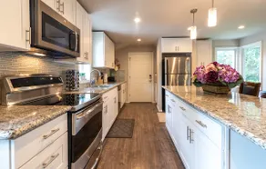 Private House in Woodinville with Hot Tub, close to Wineries! - Image 5
