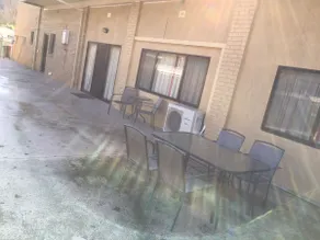 Cherry Lane Apartments - Image 2