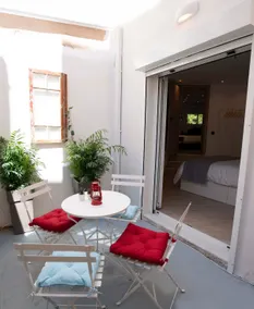 Modern 2bed 2bath loft in Acropolis area - Image 5