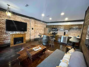 Best Airbnb Shower for 2 Ft Barfort Blackstone VA - Image 3