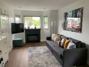 Courtyard 1 Bedroom Suite in Mt Pleasant - Image 3