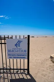 Beach Front cottage at Long Point - Image 3