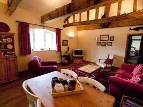 Lackford Lakes Barns - Image 2