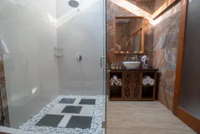 Royani 1-Bedroom Private Pool Villa - Image 4