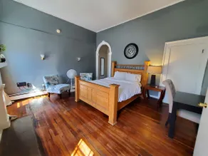 Large Upper 1 bedroom apartment, pet friendly - Image 2