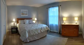 Cul-De-Sac Hideaway near ♥ of Downtown and Lake - Image 4