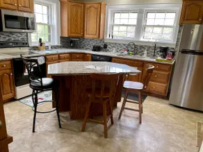 Spacious Dream vacation gated property with pond - Image 4