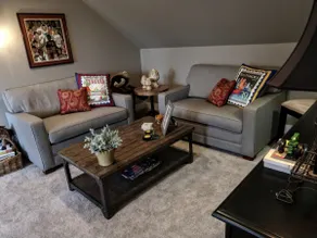 Home Suite Home in Cornwall, Minutes from Midd! - Image 3
