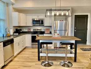 Brand New, Modern Loft Heart of Downtown - Image 3