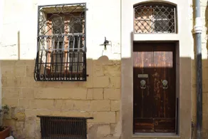 Historical Valletta Renovated Townhouse - Image 2